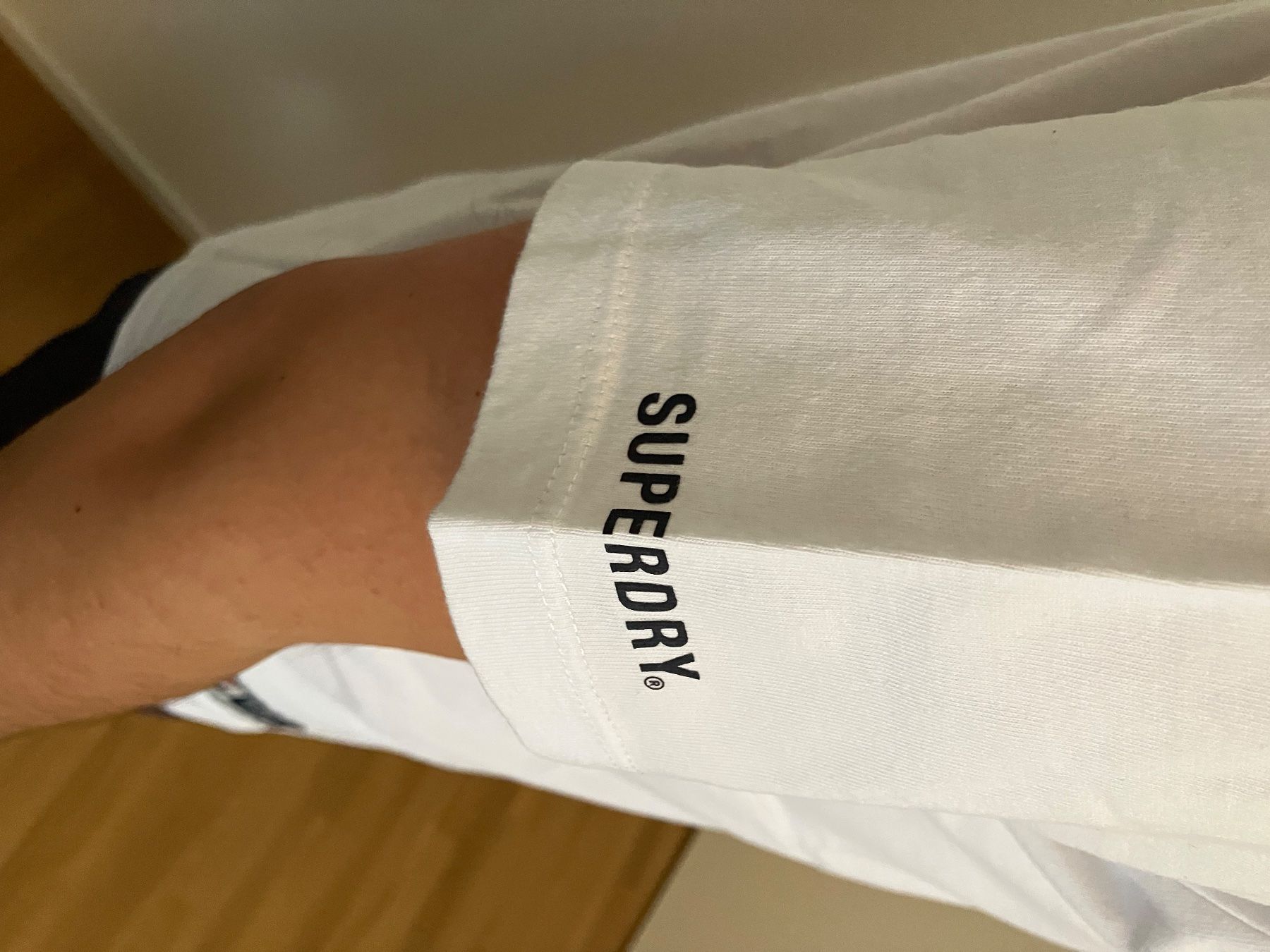 Superdry T-shirt: Superdry T - Shirt – Nuovo (secondo la descrizione) da Glattbrugg venduto da SMusic98 2
