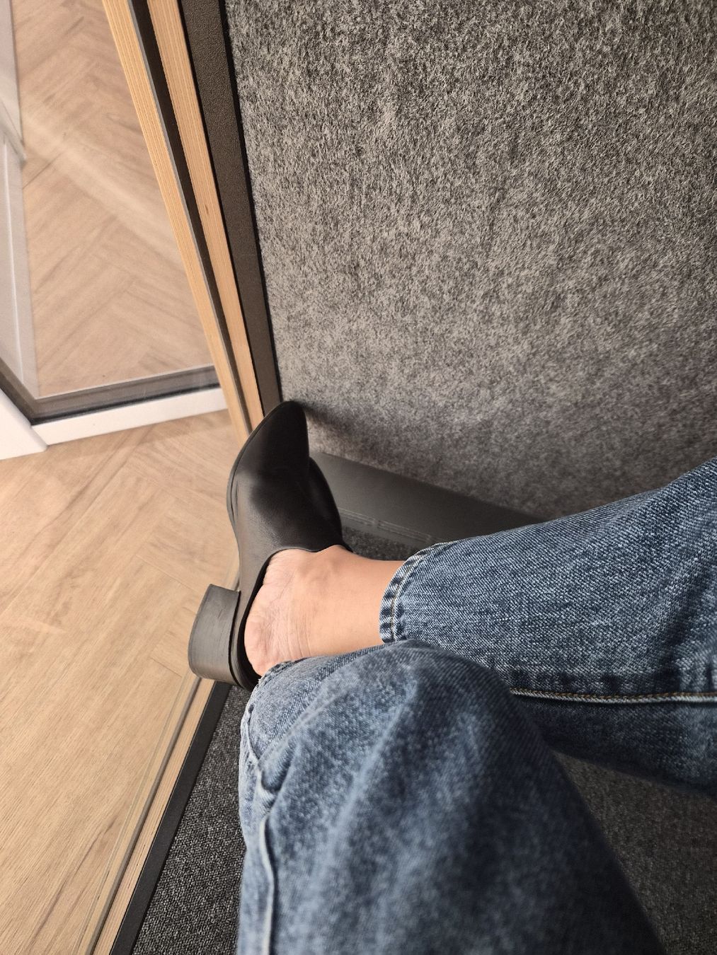 Scarpe da donna: Chic Black Leather Mules from Steve Madden – Usato da Maur venduto da Sofi___ 1