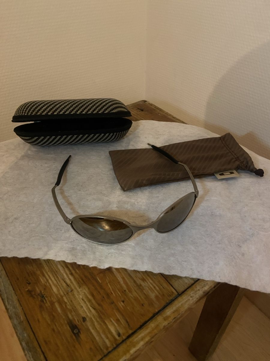 Oakley Occhiali & Lenti: Oakley Titanium Sonnenbrille  – Nuovo (secondo la descrizione) da Altdorf UR venduto da surinee 1