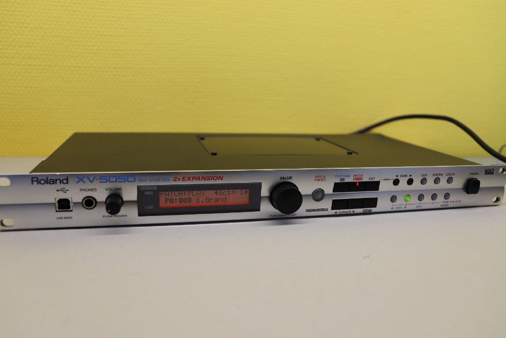 Roland Strumenti musicali: Roland XV-5050 – Usato da Genève venduto da lor_lt2h 1
