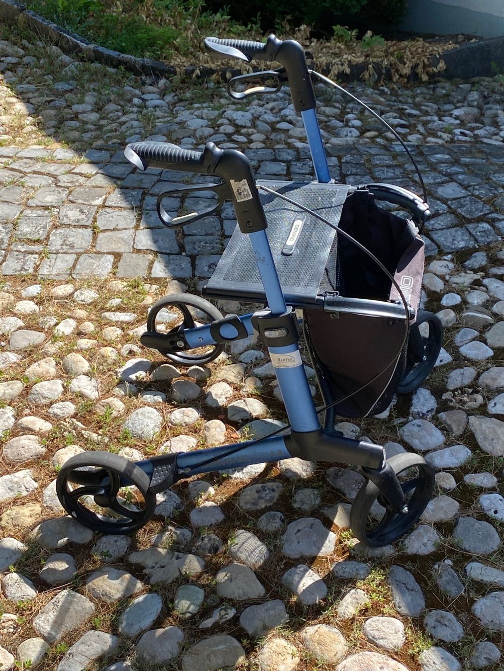 Ausili per la deambulazione: 2 rolarots en parfait état – Usato da Cugy FR venduto da framaga 3