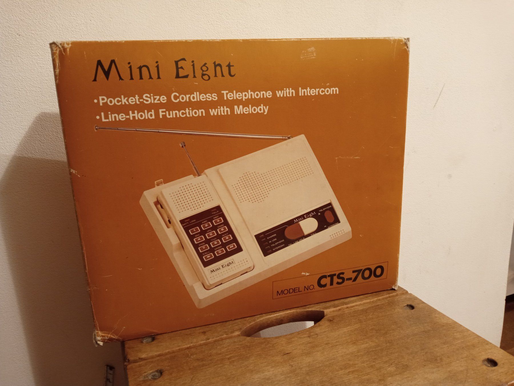 Telefoni: Vintage cordless Telefon CTS-700 Mini Eight – Nuovo (secondo la descrizione) da Prez-vers-Siviriez venduto da Monija70