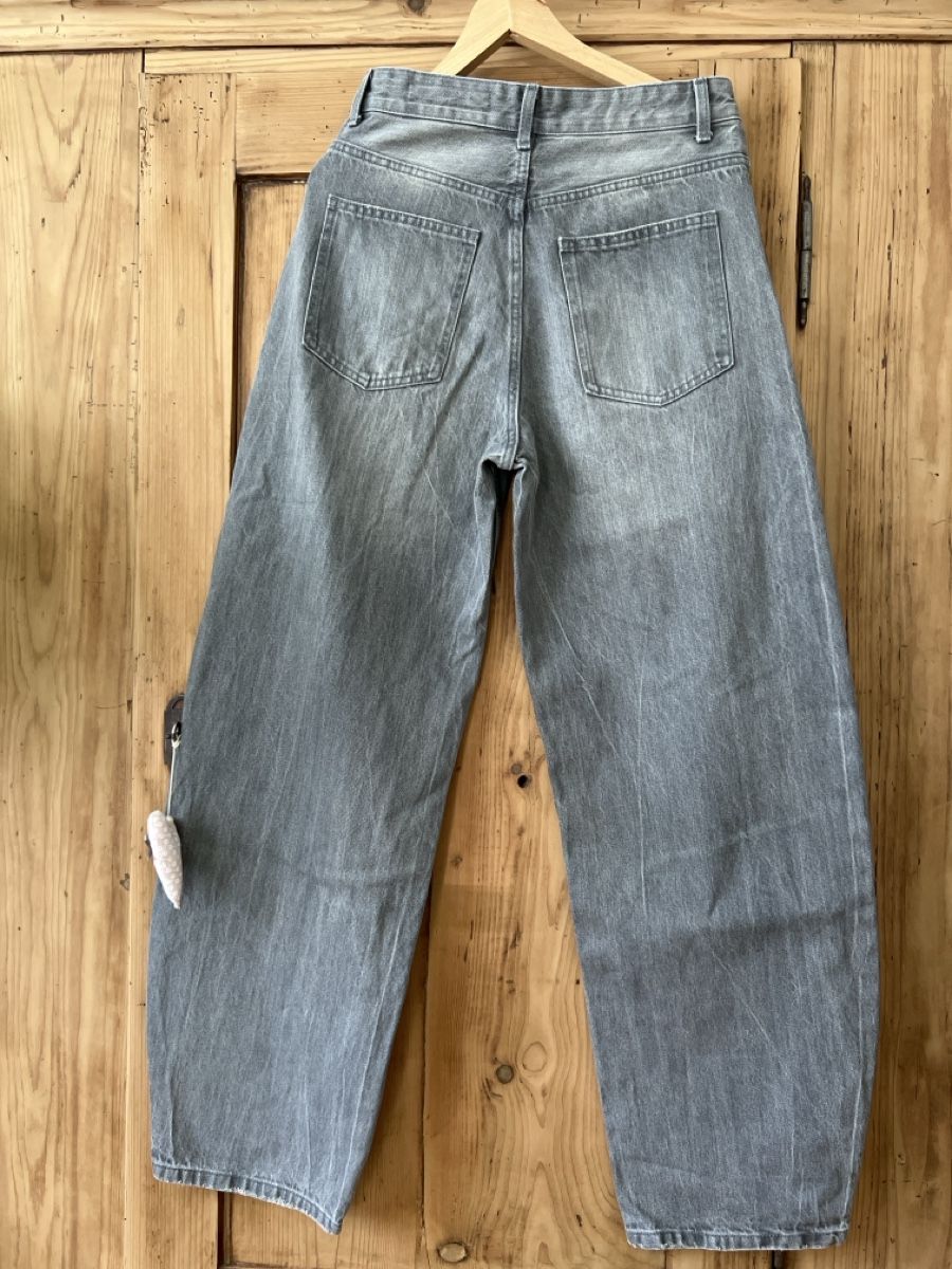 Bershka Jeans: Bershka Jeans 38 neu – Usato da Spiez venduto da Vemai 1