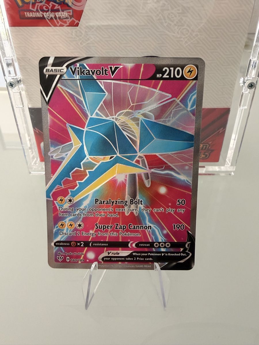 Pokémon Carte collezionabili: Vikavolt V Full Art 180/189 - Darkness Ablaze -  – Nuovo (secondo la descrizione) da Locarno venduto da mar_z75x