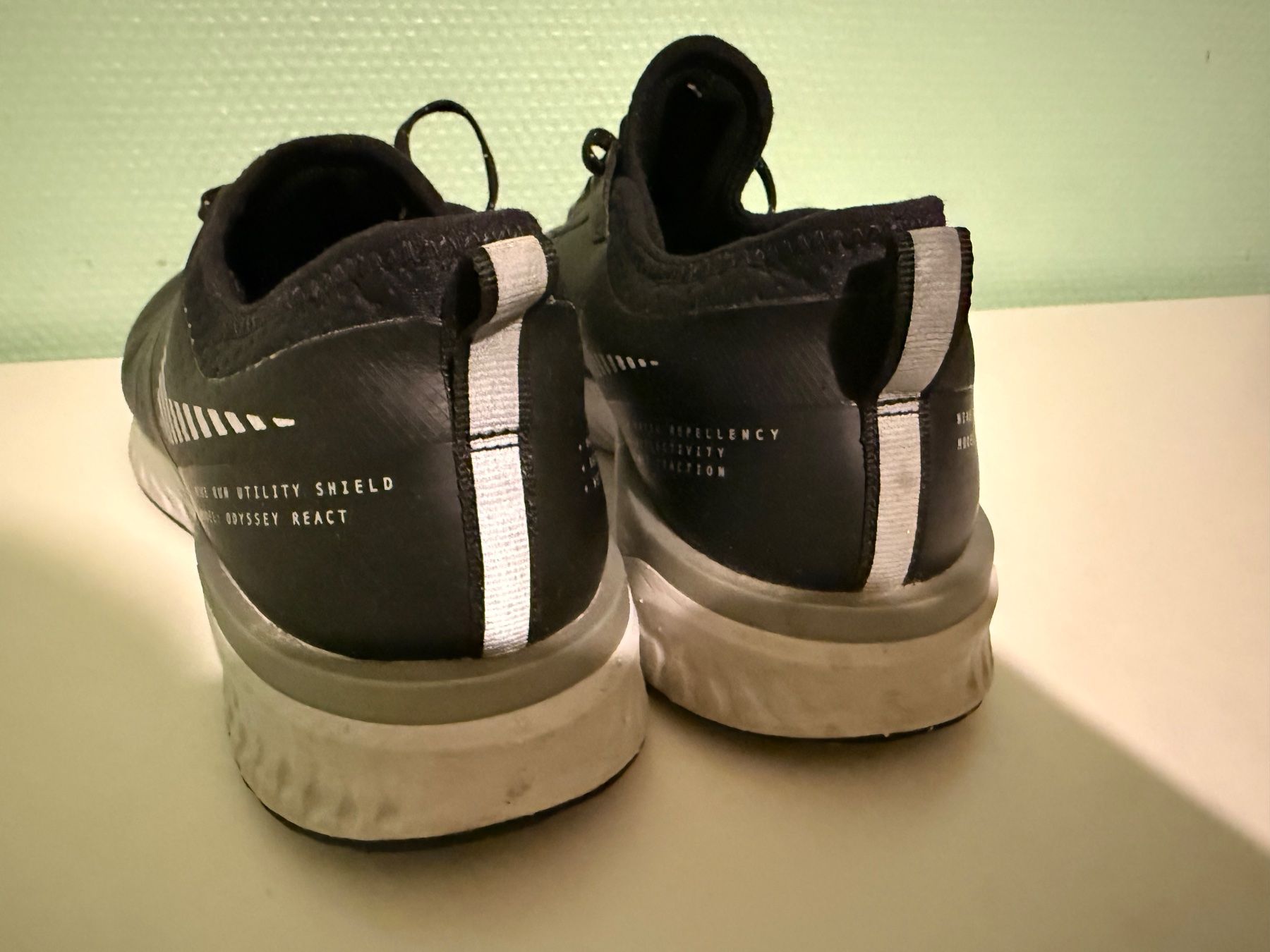 Nike Scarpe da donna: Nike Odyssey React 2 Shield Women Schuhe Gr. 40,5 – Usato da Allschwil venduto da GrenzWert 1