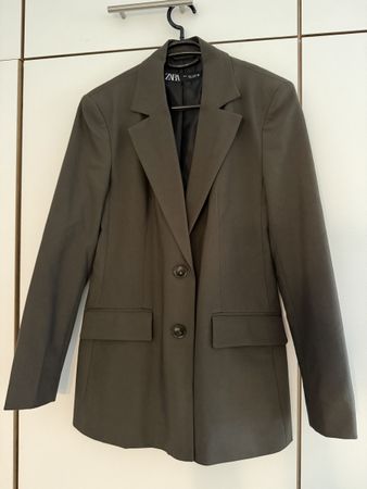 Taillierter Blazer Zara dunkelgrün Grösse M 