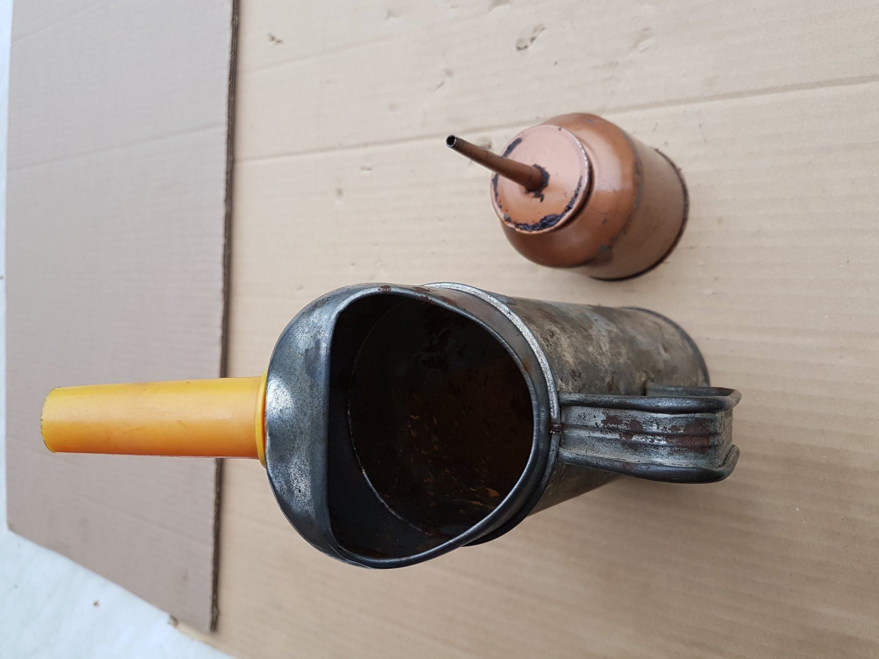Tutti gli attrezzi: Alter Blech Messbecher Litermass Oldtimer Blechdose Vintage – Usato da Tobel venduto da YAMAHA14 3