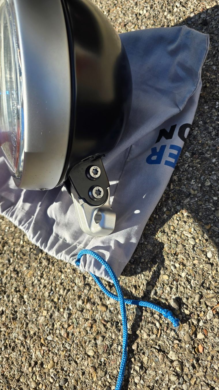 BMW Scheinwerfer: BMW Rninet original Scheinwerfer mit Leuchtmitteln – Gebraucht aus Schaffhausen von ora_fpw6 4