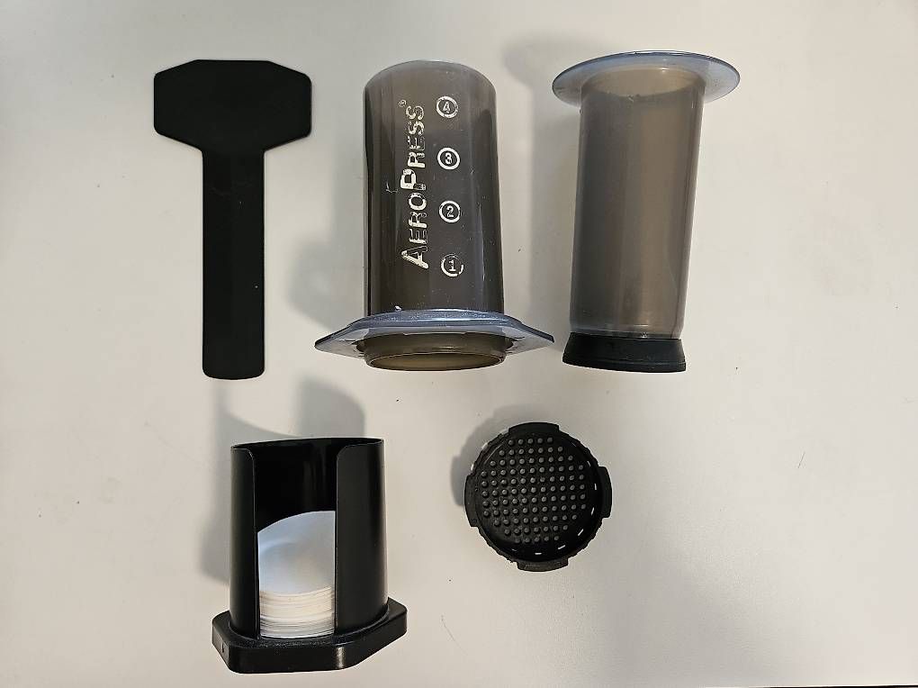 Macchine per caffè & Macchine per espresso: Aeropress – Usato da Zürich venduto da lau_s6g6