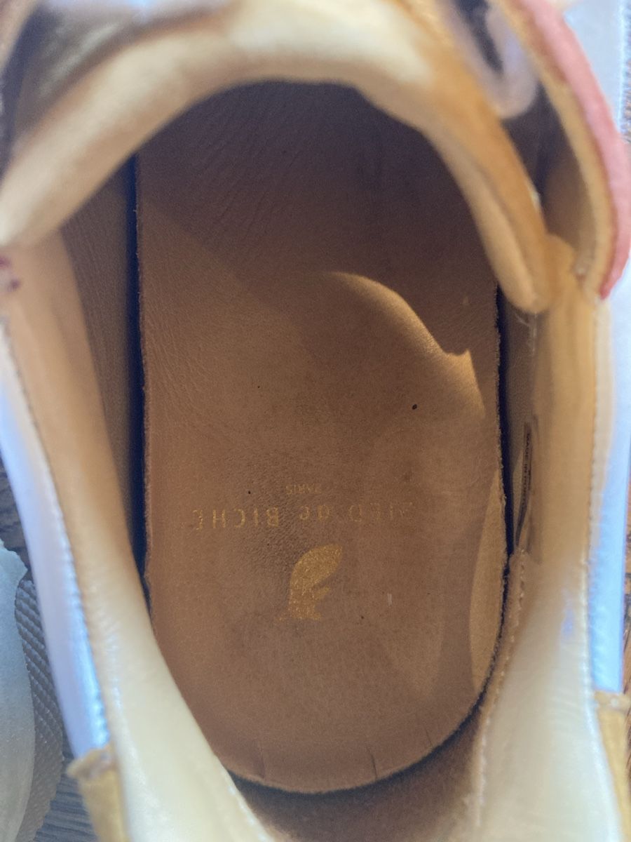 Scarpe da donna: Chaussures Pied de Biche - marque FR – Usato da Arnex-Sur-Orbe venduto da cle_pz9f 1