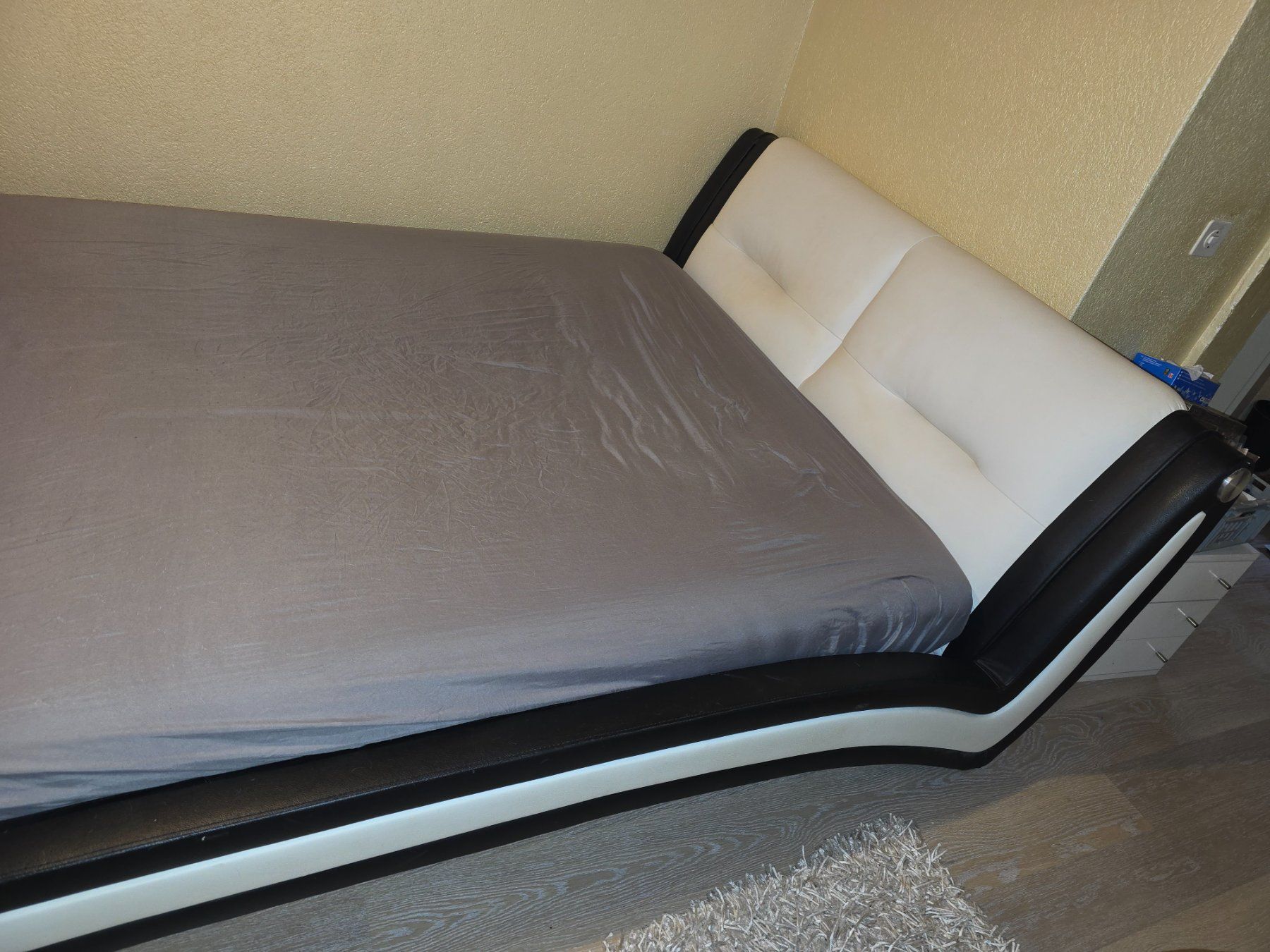 Letti: Lit 160x200 cm avec sommier – Usato da La Neuveville venduto da Diamise 1