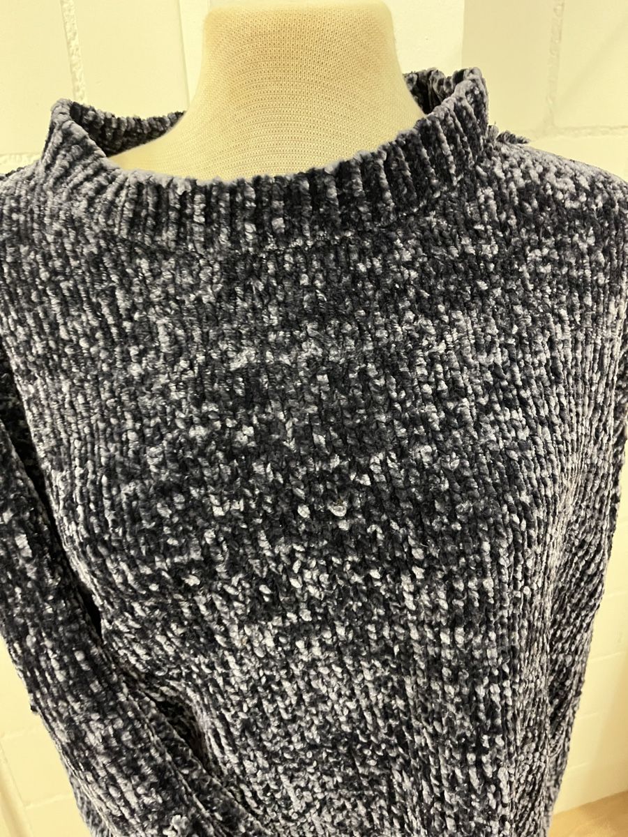 Pullover & Sweatshirts: grauer Fleecepulli – Gebraucht aus Küsnacht ZH von ya___ra 3