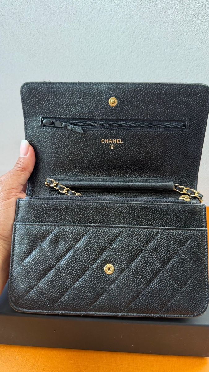 Chanel Borse da donna: Chanel Classic Timeless Wallet on Chain Black Caviar/ – Usato da Münchenstein venduto da watchpatrol 3