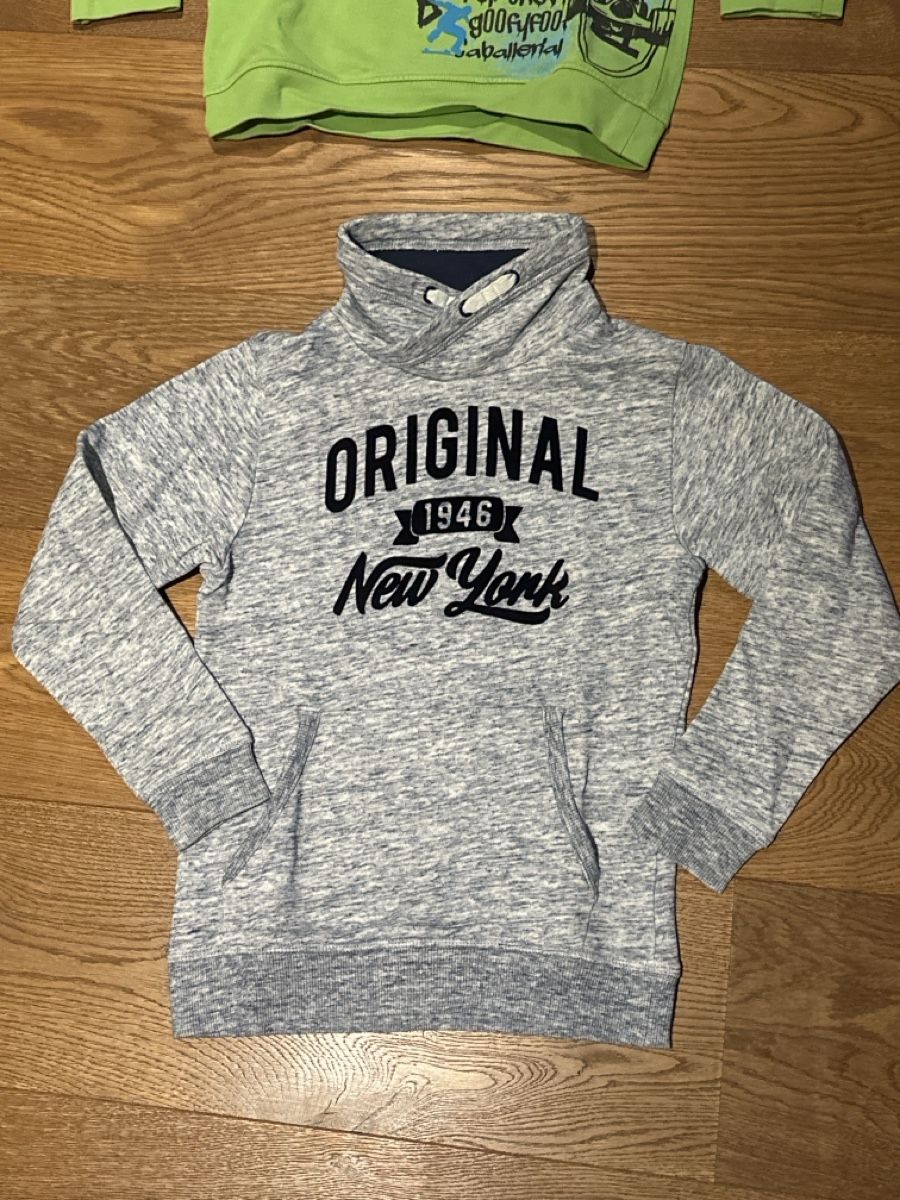 Pullover & Sweatshirts: Pullover 122/128 – Gebraucht aus Pratteln von Nala78 1