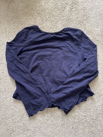 Dunkles Längarmshirt Gr. S, feine Riffelsaumkante, ideal Her