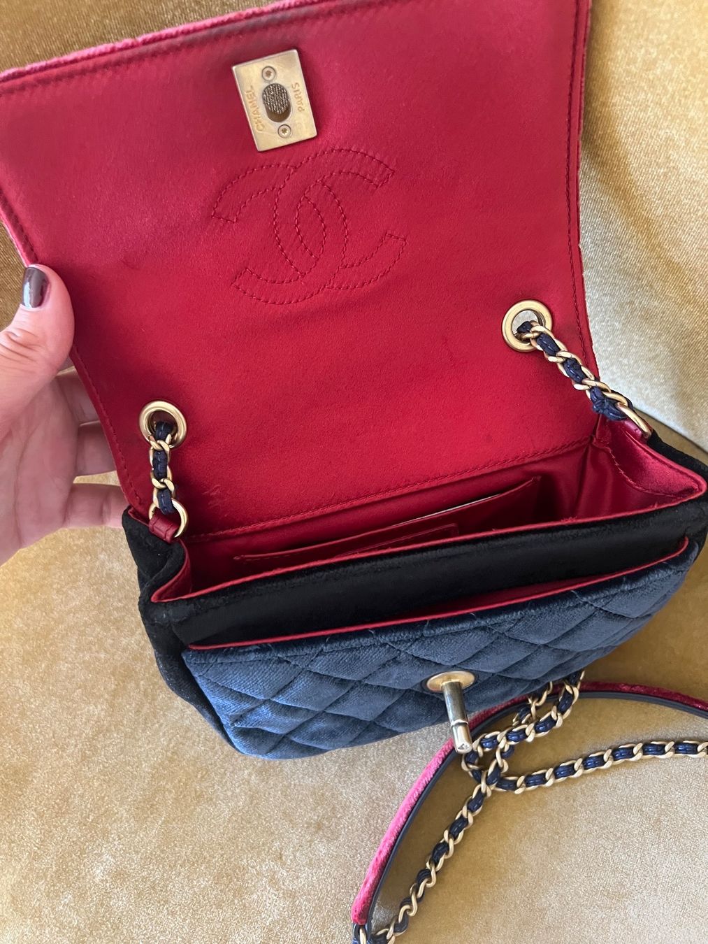 Chanel Taschen: Sac Chanel en velours tricolor – Gebraucht aus Lutry von roxypoxy 8