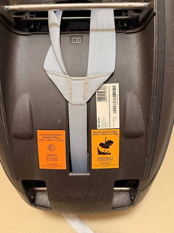 Cybex Seggiolini per auto: siège auto / Coque bébé Cybex Cloud Z i-Size – Usato da Avenches venduto da Bozena6620 3