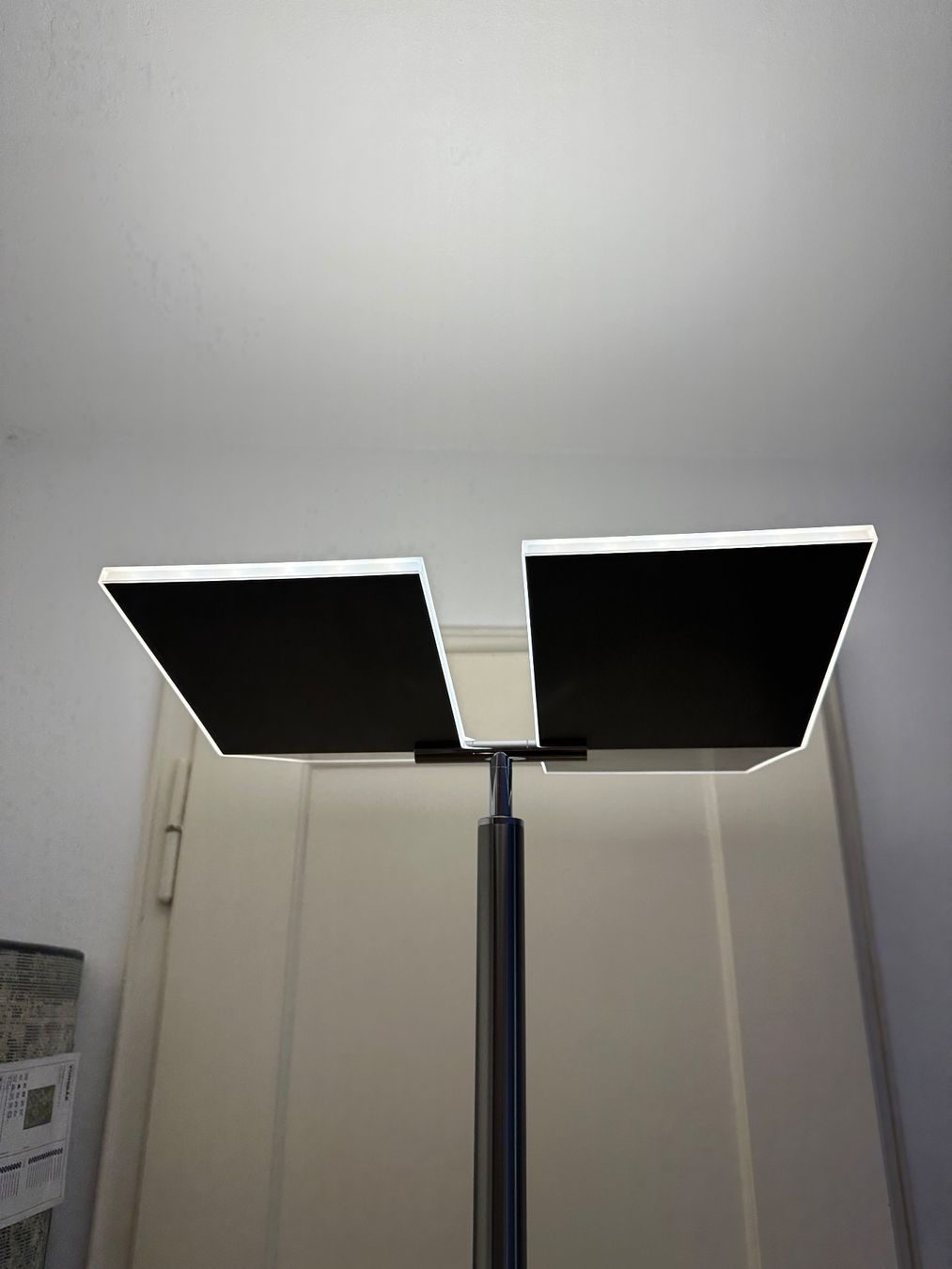 Lampes: Designer LED Stehleuchte von Hell – D'occasion à Luzern par Sesilija 1