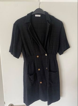 Sandro Kleid schwarz Grösse 38 kurzarm gefüttert guter Zusta
