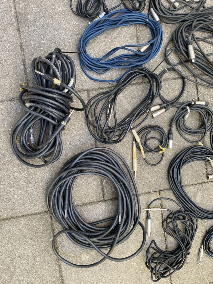 Câbles: Lot de câbles XLR, jack – D'occasion à Lommiswil par Labruce 3