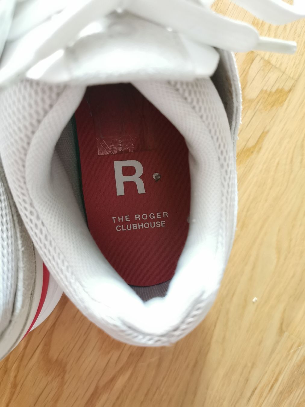 On Scarpe da donna: ON The Roger Sneaker Gr. 37 (eher 36) – Usato da Weinfelden venduto da Heldin11 2