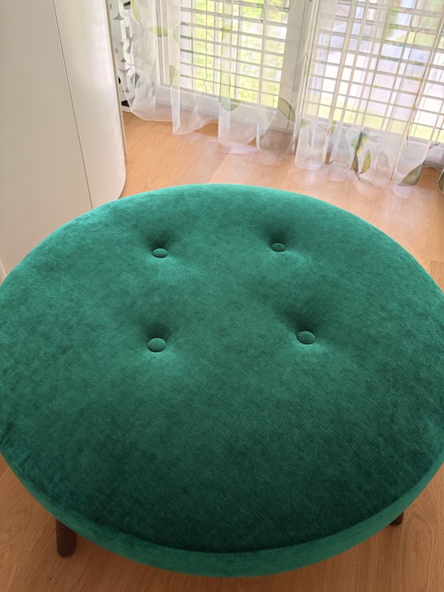 Hocker: Hocker Designers Guild – Gebraucht aus Zürich von Sejla 2