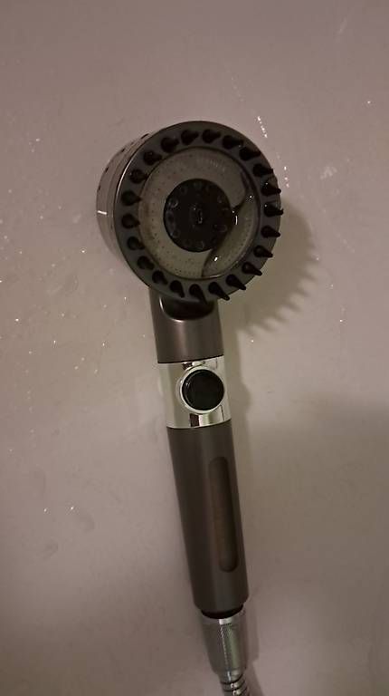 Sanitär: Showerhead with filter and one cartridge for hard water – Neu und originalverpackt aus Zürich von shr_6v9h
