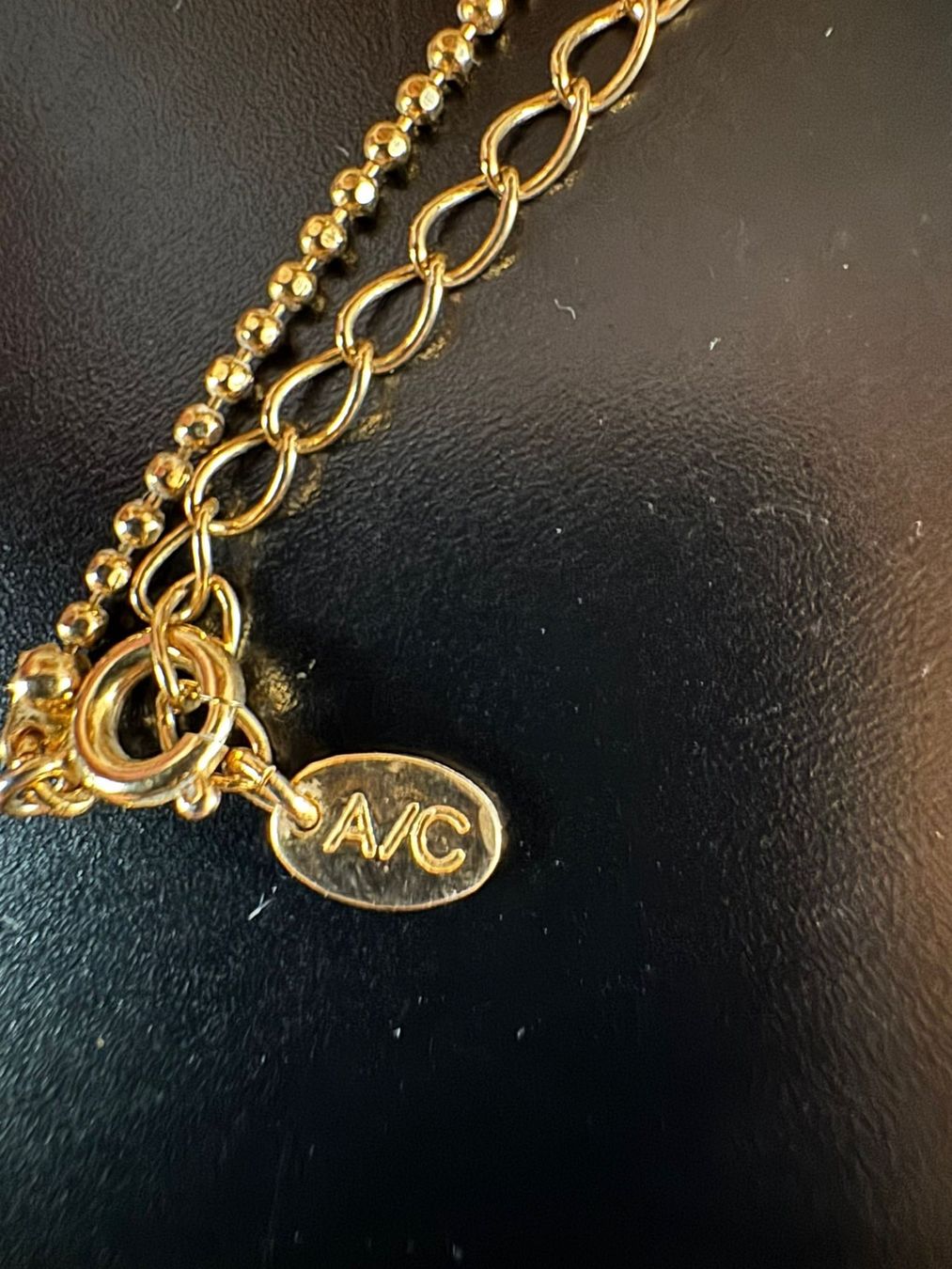 Catenine: A/C Halskette goldfarben mit Strass-Ringen – Usato da Winterthur venduto da Dejv 3