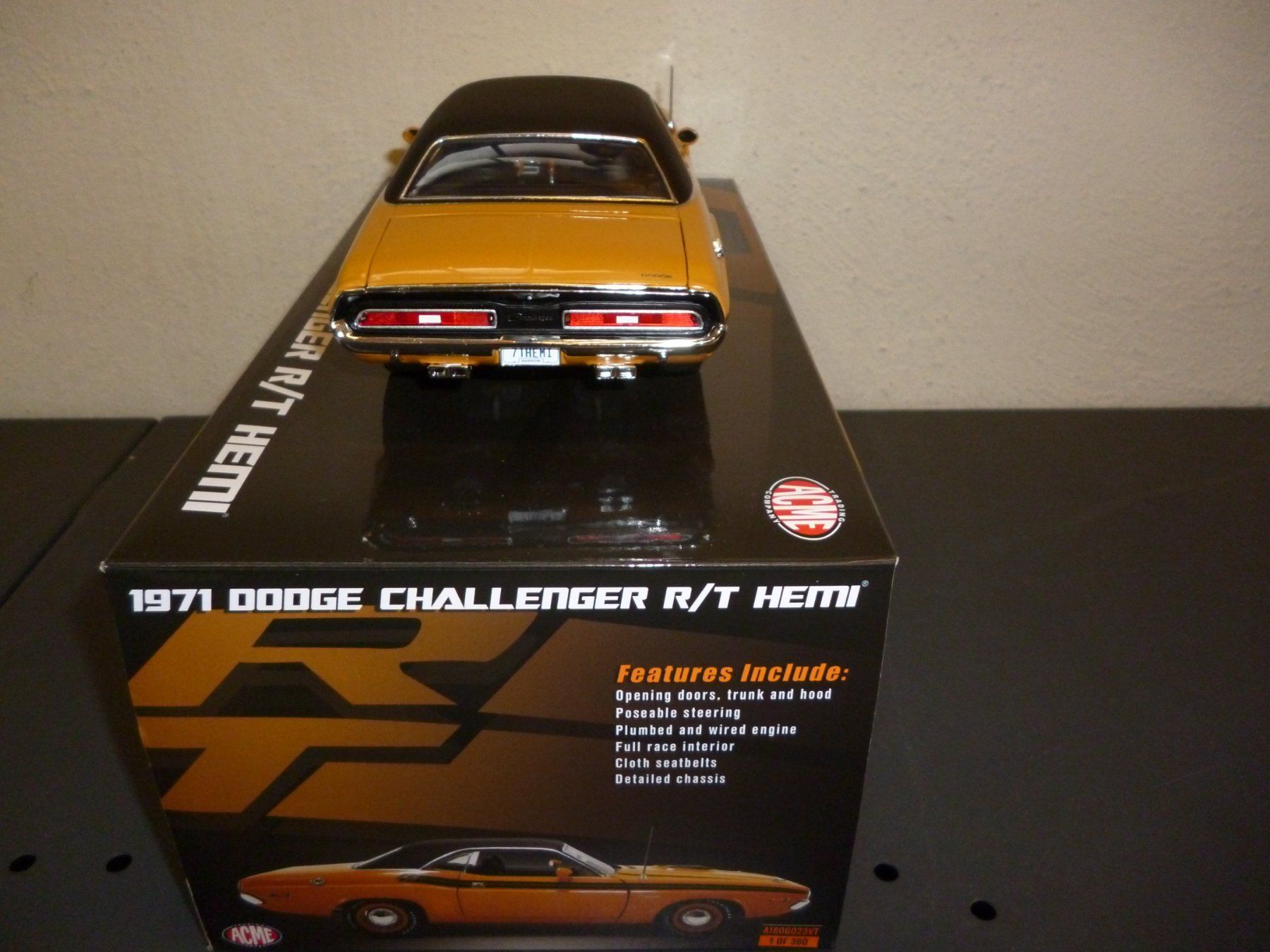 Dodge Modellautos: Dodge Challenger 426 Hemi 1971 1:18 ACME – Neu und originalverpackt aus Niederwil SG von Kaicorner03 3