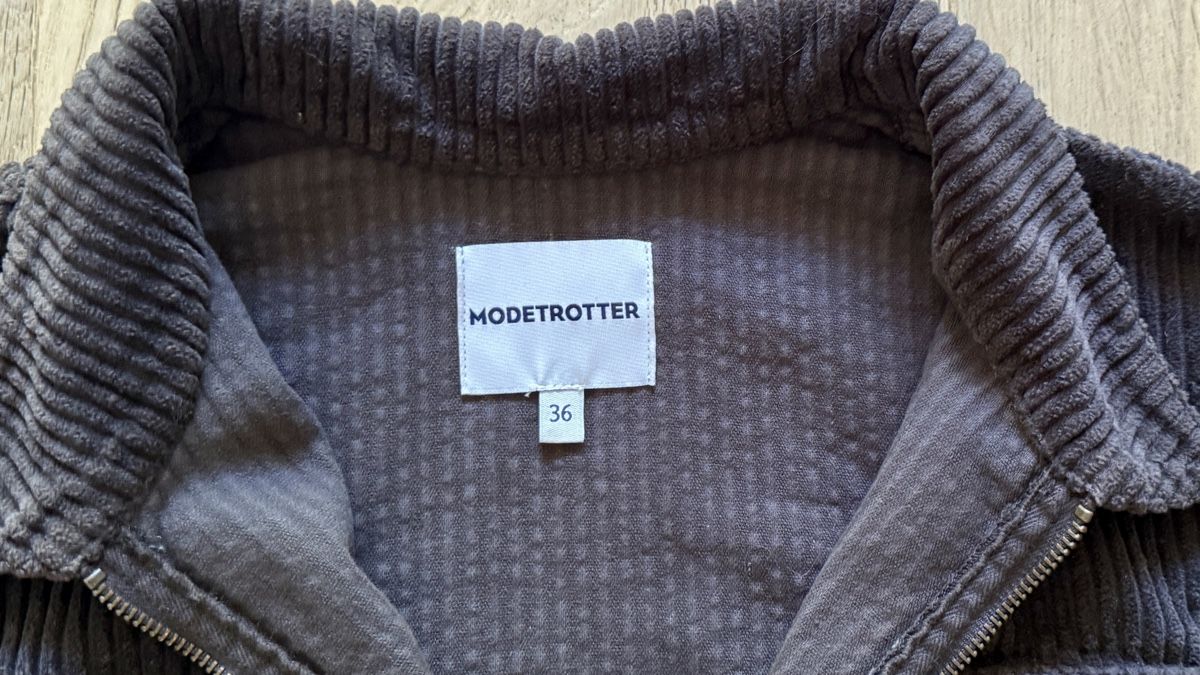 Tute: Combi-short velours côtelé Modetrotter T36 chocol – Nuovo (secondo la descrizione) da Trelex venduto da AnnabelleLelie 2