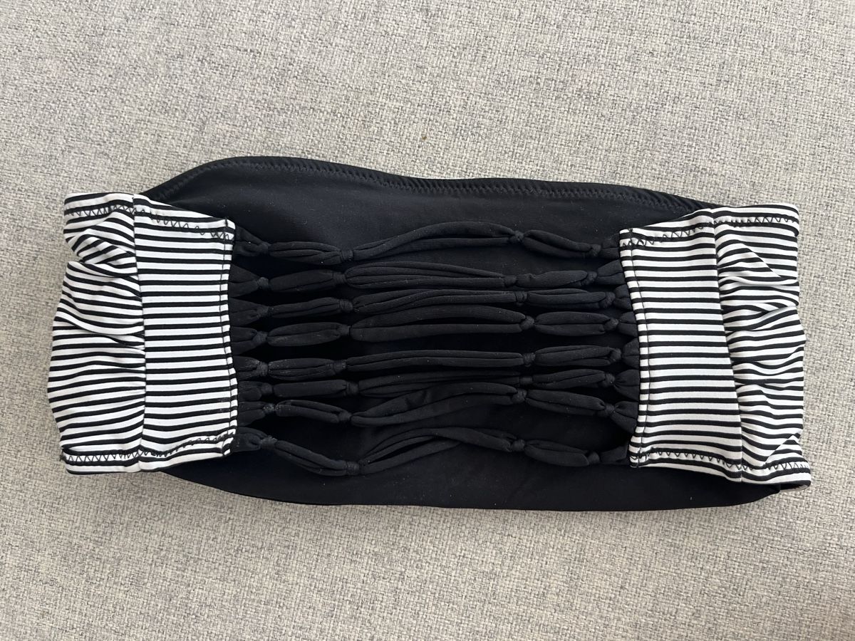 Maillots de bain & Bikinis: Bandeau Bikini Oberteil Grösse S – D'occasion à Frauenfeld par heyLani 1