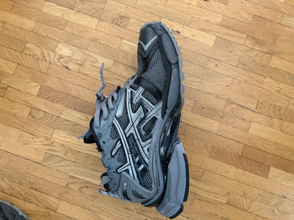 Scarpe da uomo: Balenciaga runner – Nuovo (secondo la descrizione) da St-imier venduto da tew_9qhy 1
