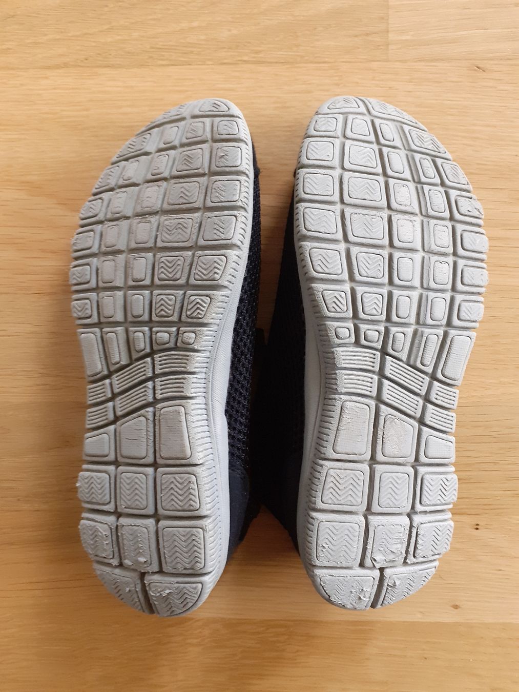 Scarpe da donna: Strandschuhe, Schlupfschuhe Mesh, Gr. 36 – Usato da Wabern venduto da jeroalila 2