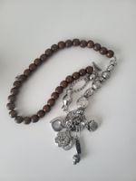 Modeschmuck - Lange hölzerne Kette mit Silberelementen
