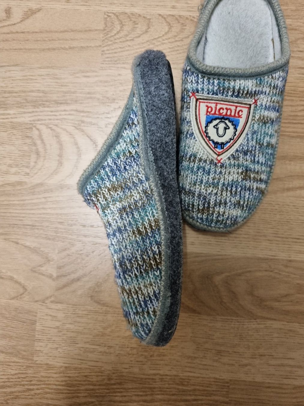Scarpe da donna: Damen Hausschuh Winter – Usato da Kollbrunn venduto da Tinchjen 2