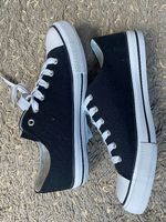 Sneaker Marke Memphis