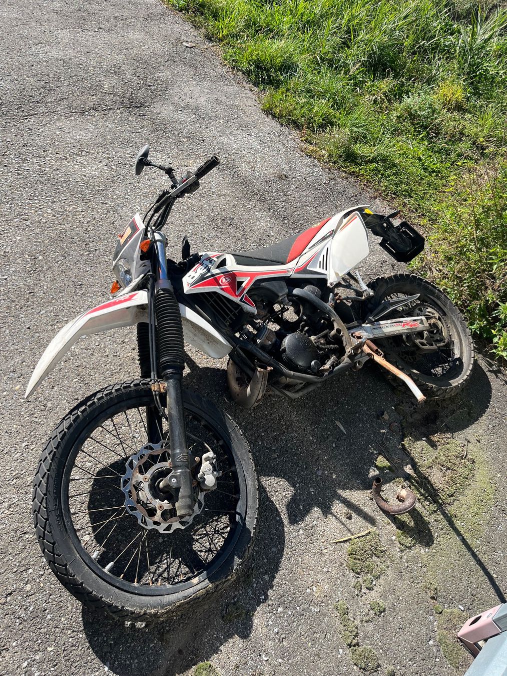 Beta Enduro: Beta RR50, als Ersatzteilspender – Difettoso da Boltigen venduto da Zeller4 1