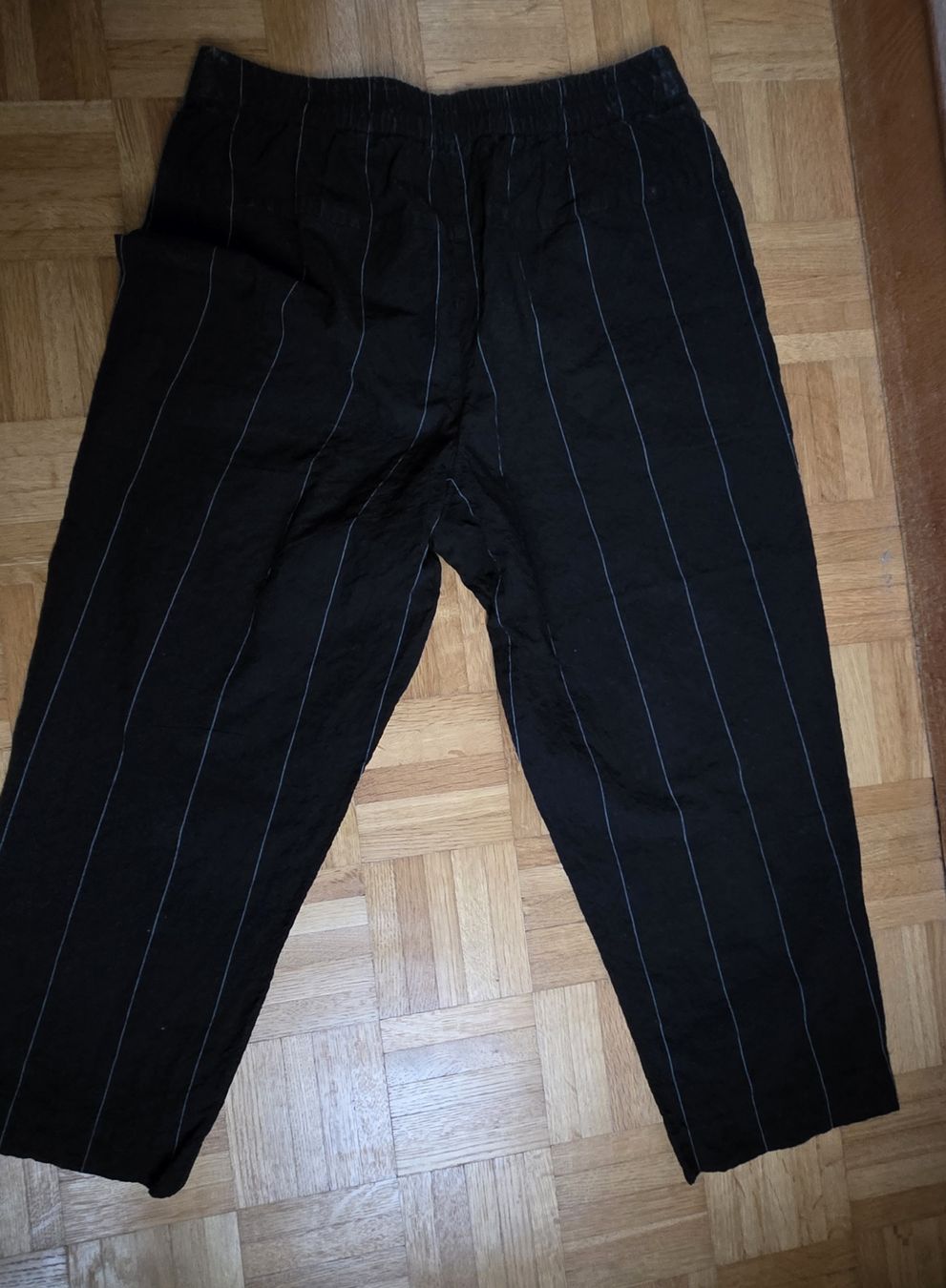 Pantaloni: pantalon 3/4 noir rayures – Usato da Yverdon-les-Bains venduto da van_dq65 4