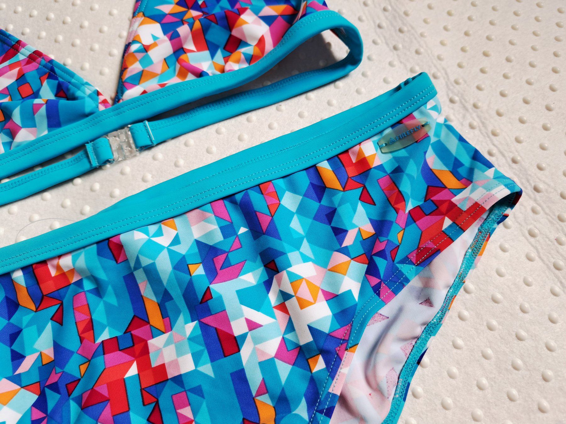 Costumi da bagno & Bikini: Neu! Farbenfroher Firefly Bikini Gr. 176 – Nuovo e nell'imballaggio originale da Gysenstein venduto da joshuas81 1