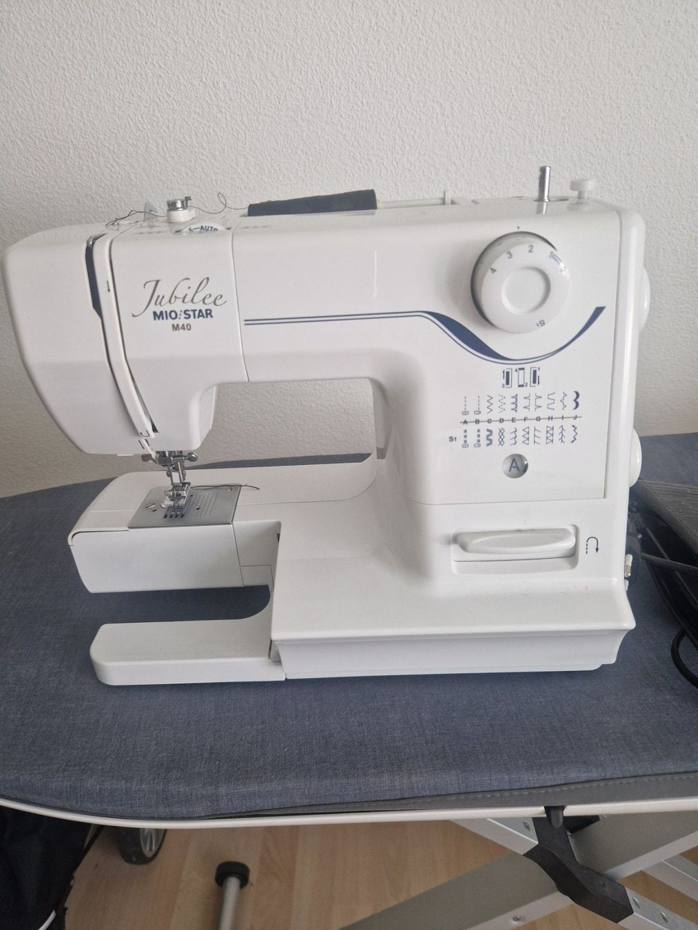 Mio Star Macchine da cucire: Nähmaschine Mio-Star – Usato da Ebikon venduto da lumpi46