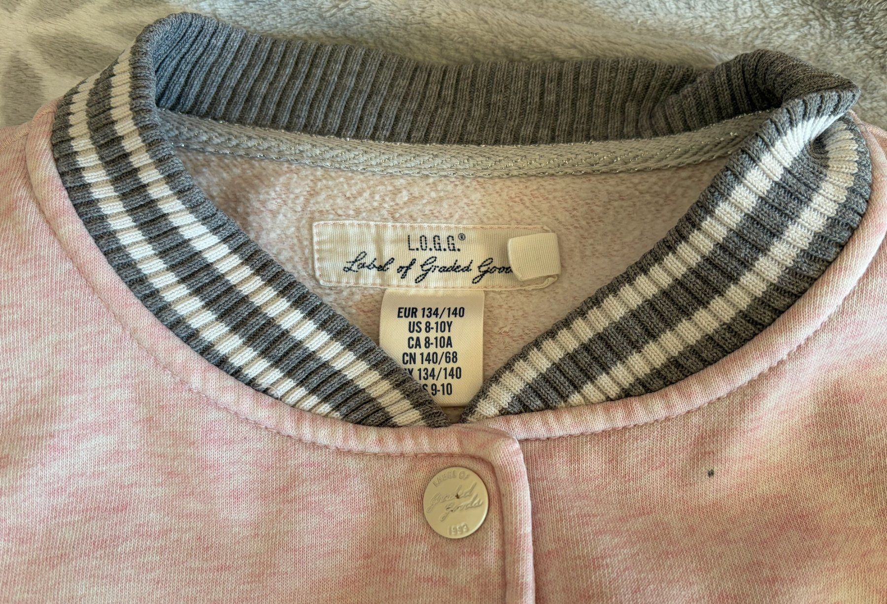 H&M Giacche & Cappotti: Collegejacke Mädchen Gr. 134/140 – Usato da Zürich venduto da sub_nzp5 2