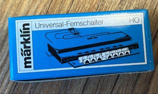 Märklin Modellini di ferrovie: Märklin H0 Universal Fernschalter – Usato da Hirzel venduto da momo24Horgen