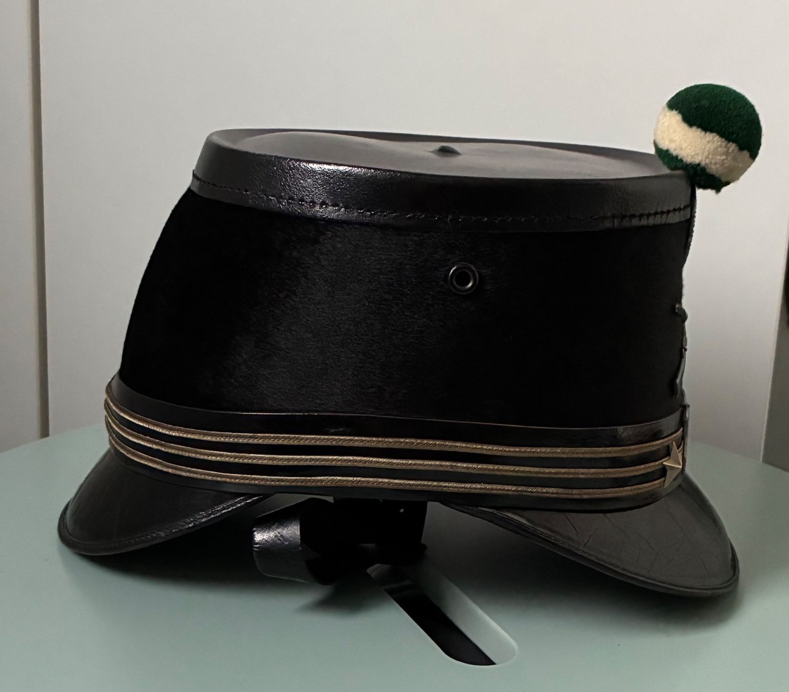 Schweizer Armee Uniformi: Tschako 1898 Solothurn – Usato da Gutenswil venduto da Antiques77 1