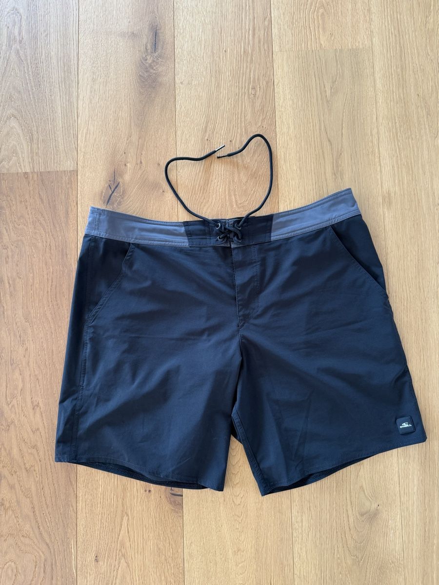 O'Neill Caleçons de bain: O. Neill Bade und  Boardshorts, Gr. 36, Neu, Sommer – Neuf (Voir description) à Bern par HBYISIS 2