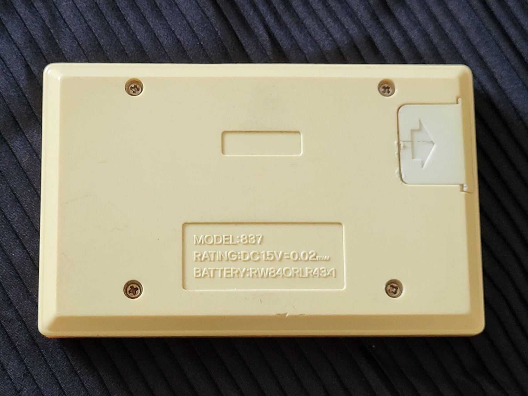 Giochi: LCD Game Handheld "Adventurist Zone" gelb gebraucht – Usato da Allschwil venduto da Dayami 2