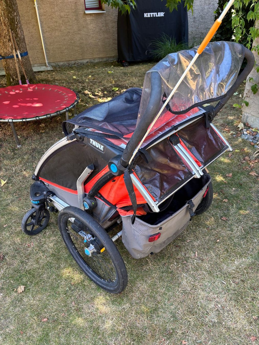 Thule Remorques: Thule Chariot Cross mit Dachträger – D'occasion à Muri b. Bern par MariusE 1