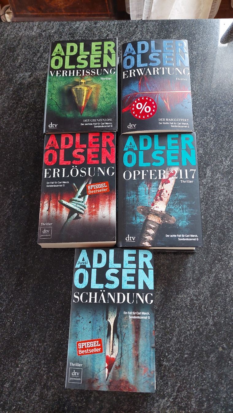 Libri: Adler Olsen Thriller-Sammlung, 5 Bände. – Usato da Konolfingen venduto da lanomi