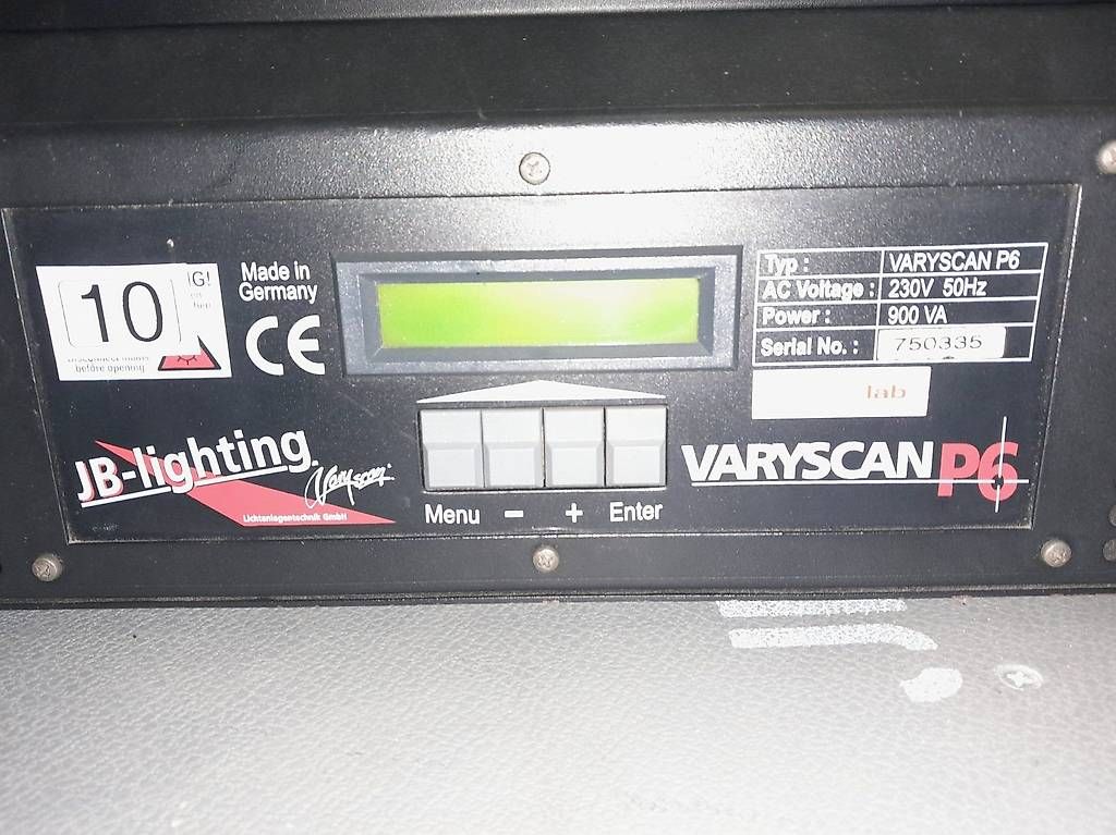 Lampade: 4Stk. Movingheads Varyscan P6 mit Cases – Usato da Ossingen venduto da BCM-40 4