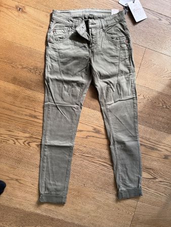 Hose, Gang //NEU// 25 new georgina