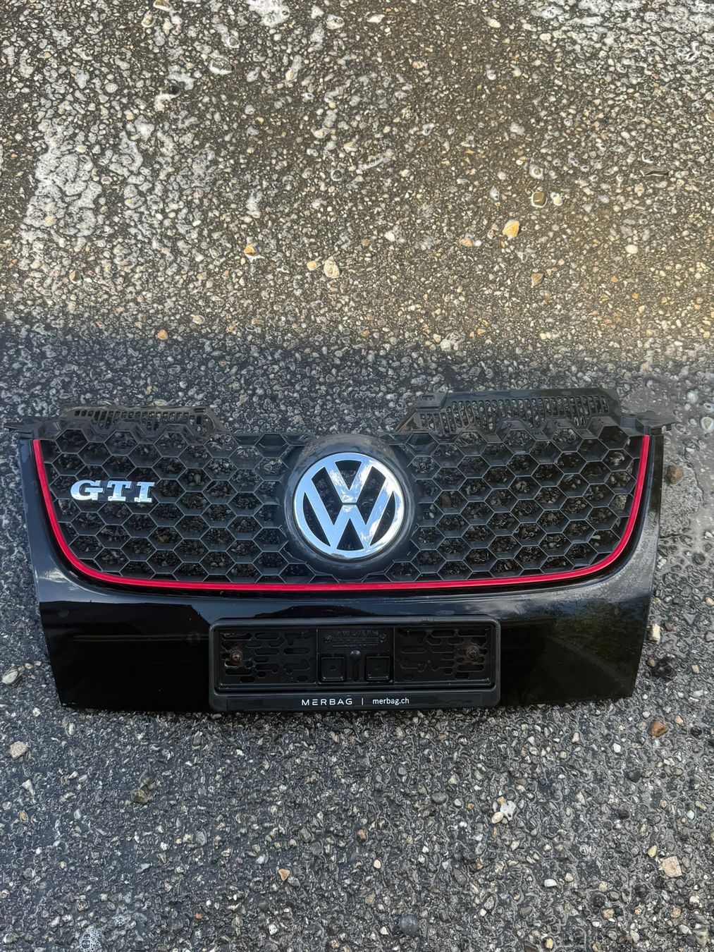 Volkswagen Toutes les pièces auto: Golf 5 Gti Stoßstange  – D'occasion à Fulenbach par Oneb 3